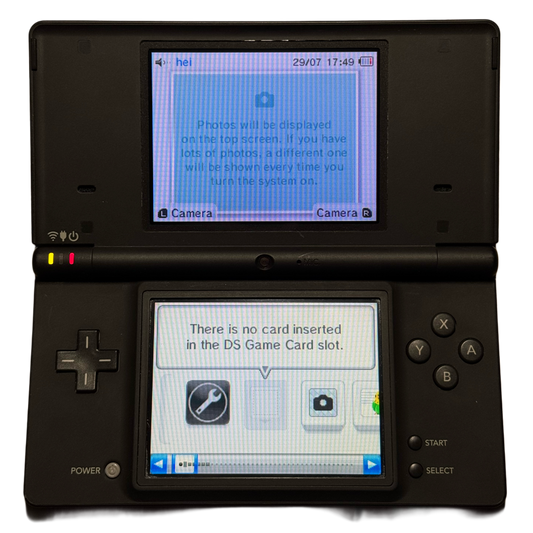 Nintendo DSI med ladekabel