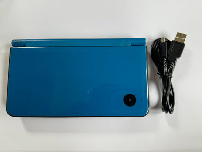 Nintendo DSI XL med ny ladekabel