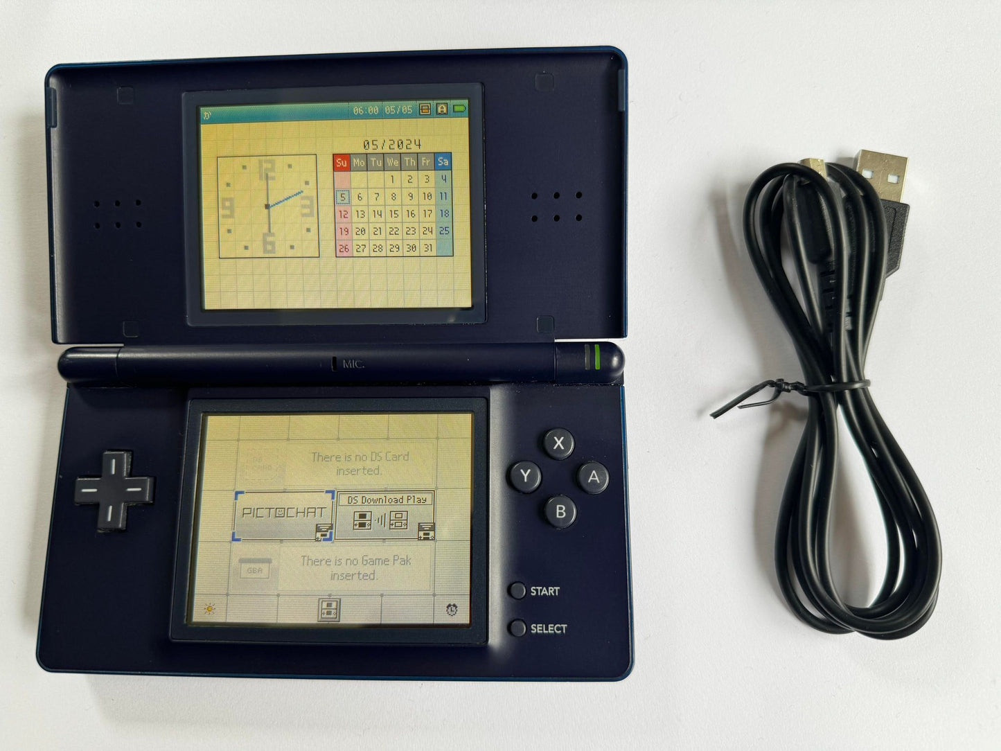 Nintendo DS Lite med ny ladekabel