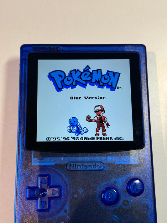 Gjennomsiktig blå Funnyplaying GameBoy Color (FPGBC)