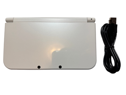 Moddet Nintendo New 3DS Xl med ny ladekabel