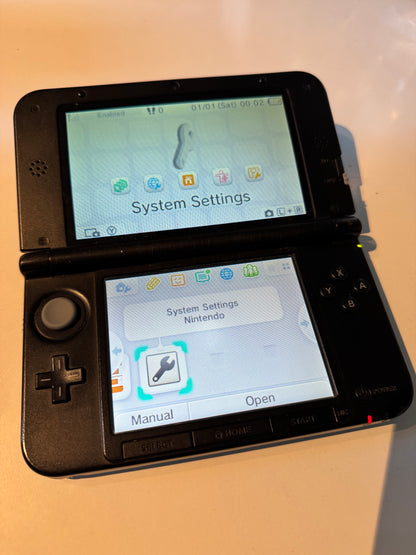 Moddet Nintendo 3DS Xl med ny ladekabel