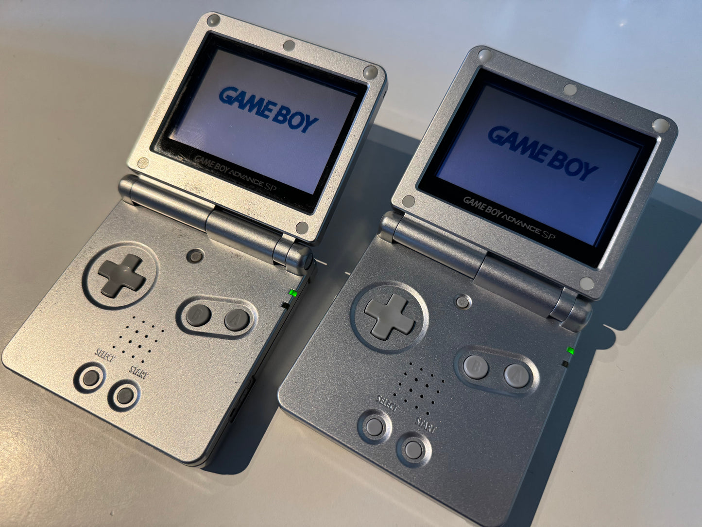 Nintendo GameBoy Advance SP med ny ladekabel