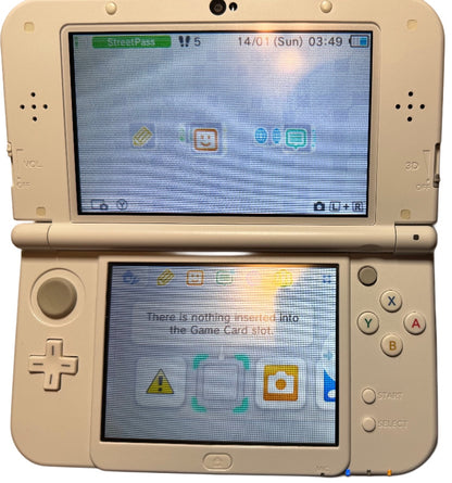 Moddet Nintendo New 3DS Xl med ny ladekabel