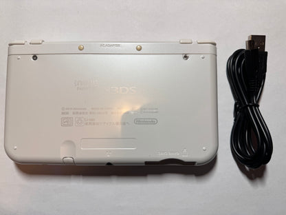 Moddet Nintendo New 3DS Xl med ny ladekabel